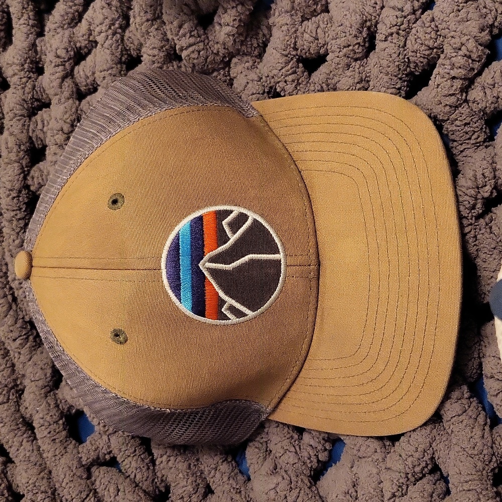 Patagonia hat bundle - Picture 4 of 9